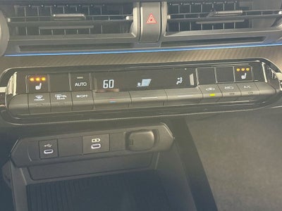 2023 Toyota Prius XLE