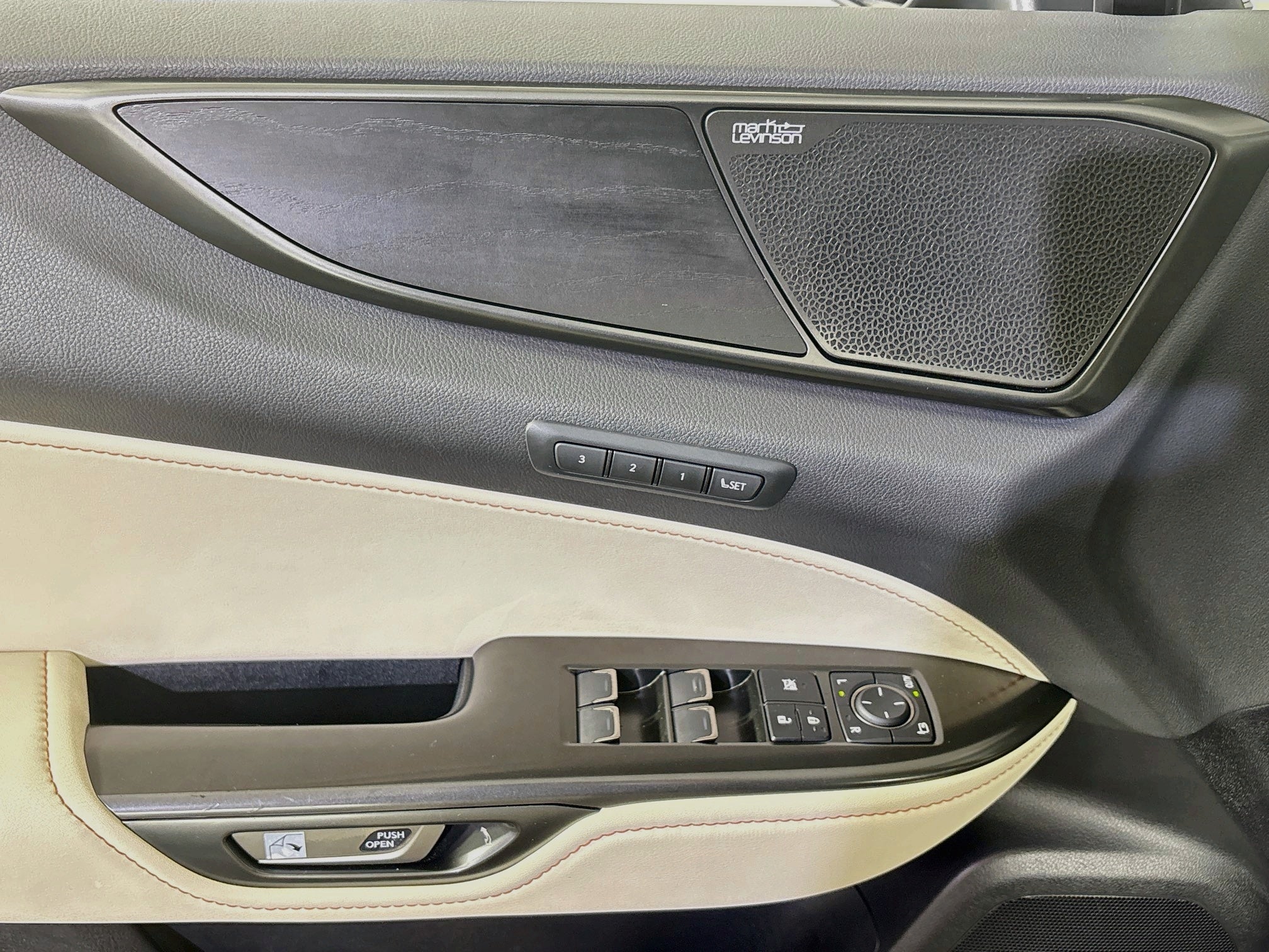 2024 Lexus NX 350h Luxury