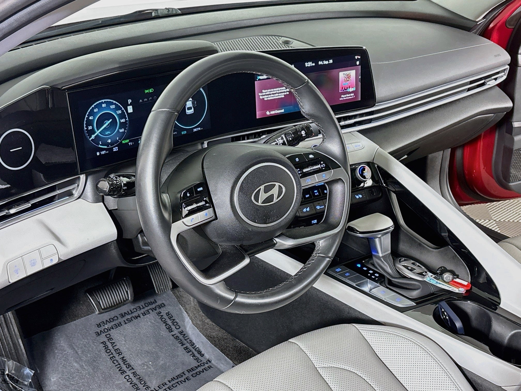 2025 Hyundai Elantra Hybrid Limited