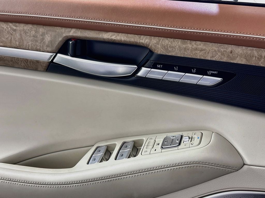 2022 Genesis G90 5.0L Ultimate
