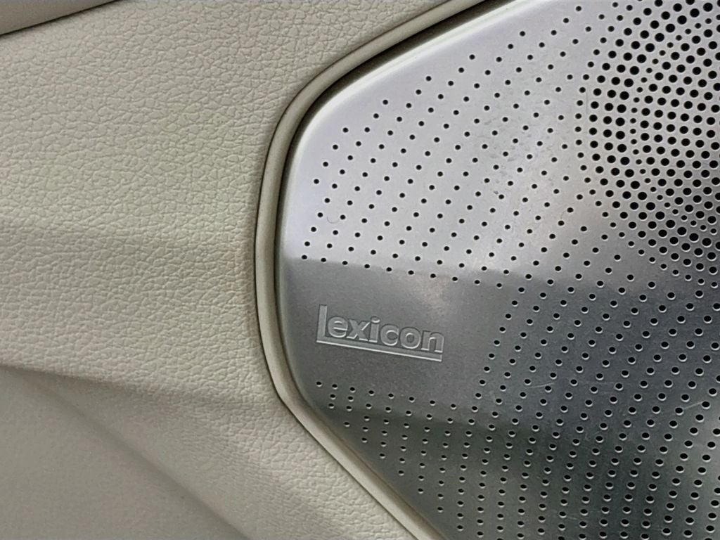 2022 Genesis G90 5.0L Ultimate