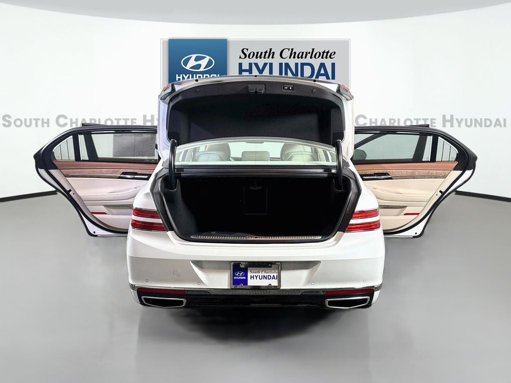 2022 Genesis G90 5.0L Ultimate