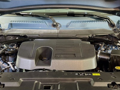 2023 Land Rover Defender SE