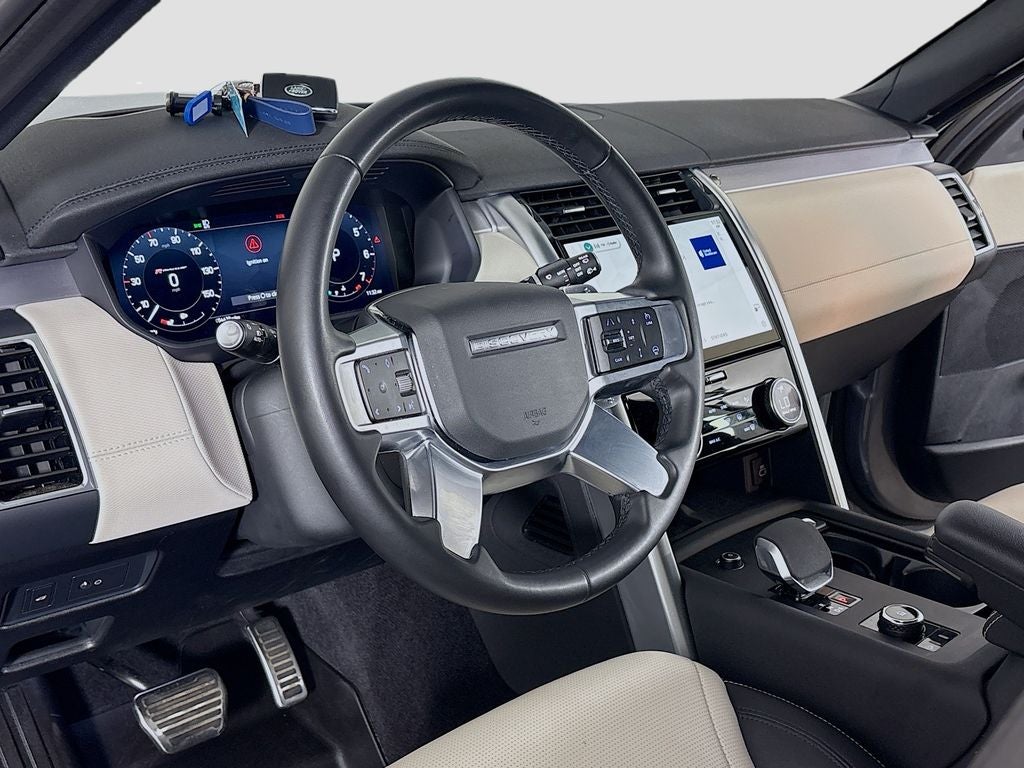 2023 Land Rover Discovery S R-Dynamic