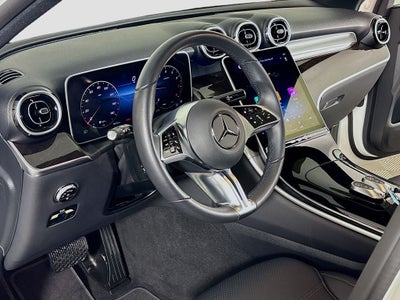 2025 Mercedes-Benz GLC 300 300