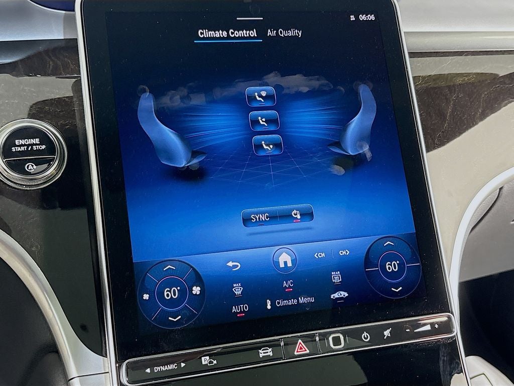 2025 Mercedes-Benz GLC 300 300
