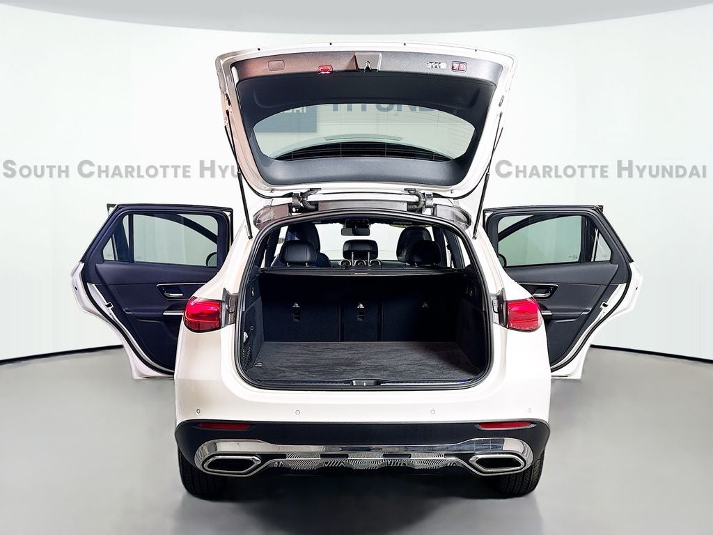 2025 Mercedes-Benz GLC 300 300