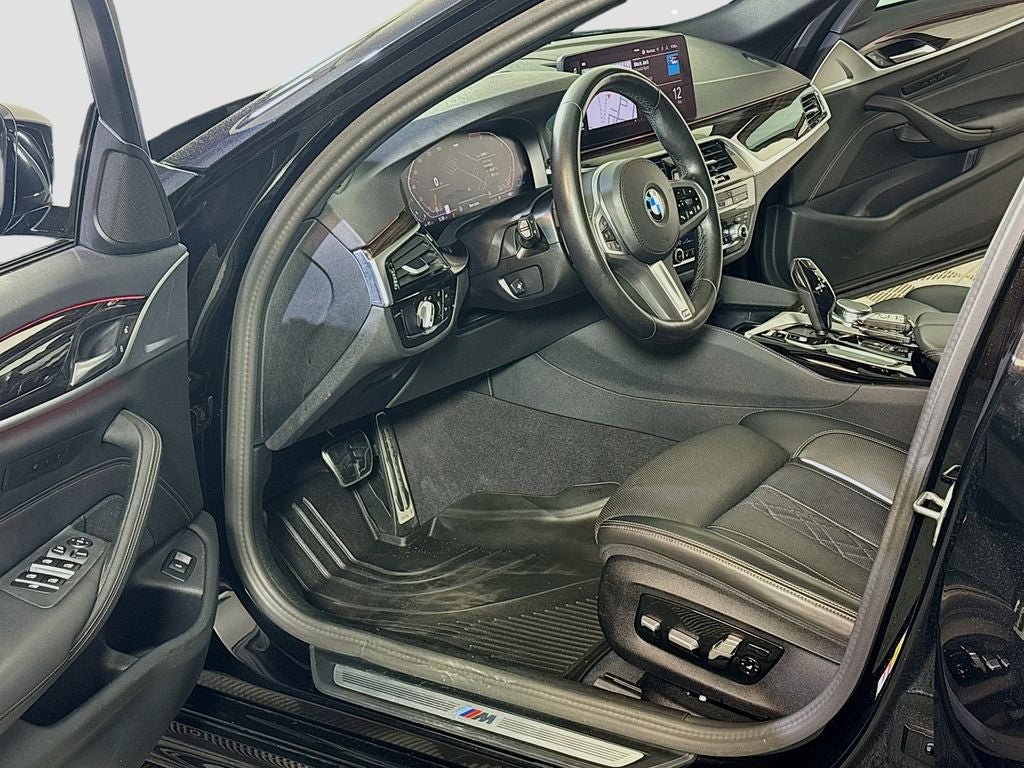2023 BMW 5 Series 530i