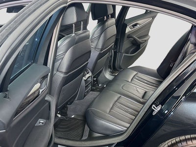 2023 BMW 5 Series 530i