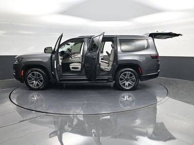 2022 Jeep Wagoneer Series III