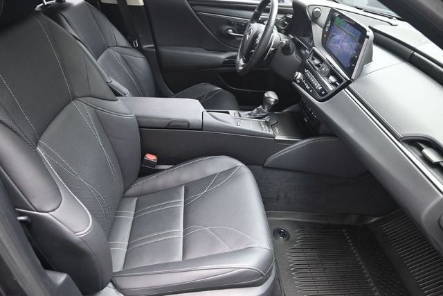 2022 Lexus ES 350 Ultra Luxury