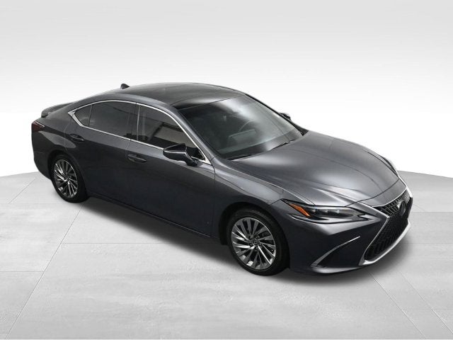 2022 Lexus ES 350 Ultra Luxury