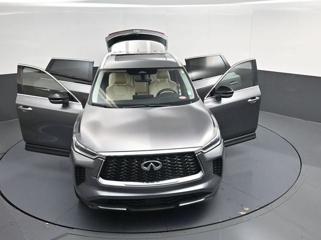 2022 INFINITI QX60 LUXE