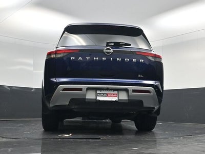 2022 Nissan Pathfinder SL