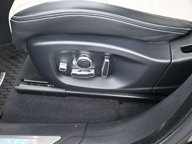 2020 Jaguar F-PACE 25t R-Sport