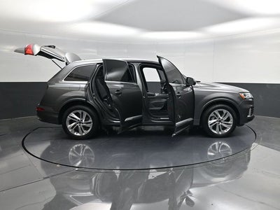 2021 Audi Q7 55 Premium Plus quattro