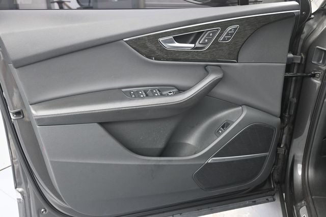 2021 Audi Q7 55 Premium Plus quattro