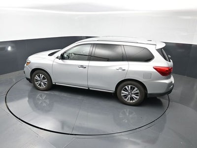 2020 Nissan Pathfinder SL