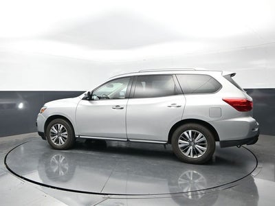 2020 Nissan Pathfinder SL