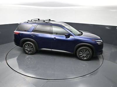 2023 Nissan Pathfinder SV