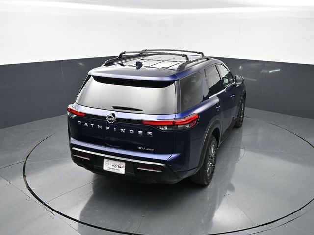 2023 Nissan Pathfinder SV