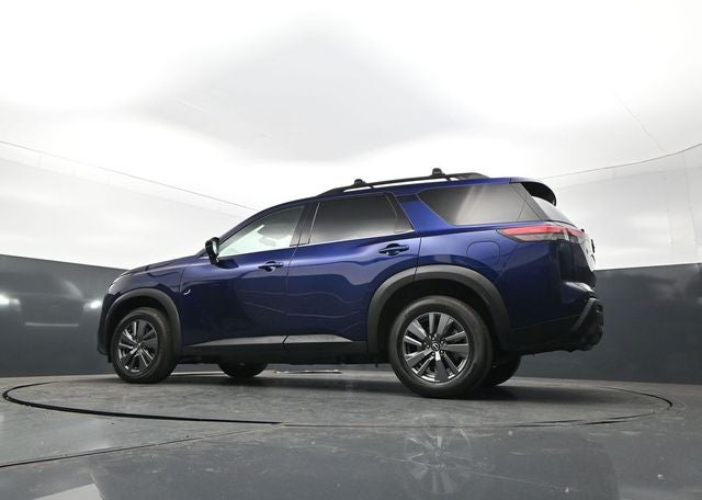 2023 Nissan Pathfinder SV