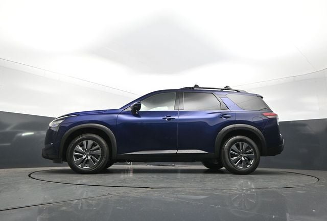 2023 Nissan Pathfinder SV
