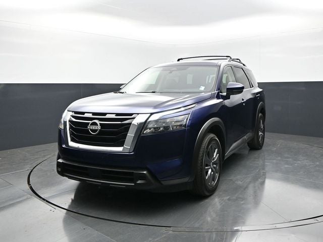 2023 Nissan Pathfinder SV