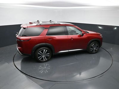 2024 Nissan Pathfinder Platinum