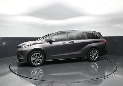 2022 Toyota Sienna Platinum