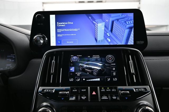 2025 Lexus LX LX 700h Luxury