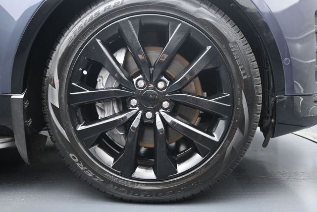 2024 Land Rover Discovery Dynamic SE