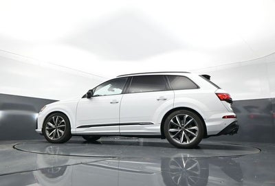 2023 Audi SQ7 Premium Plus
