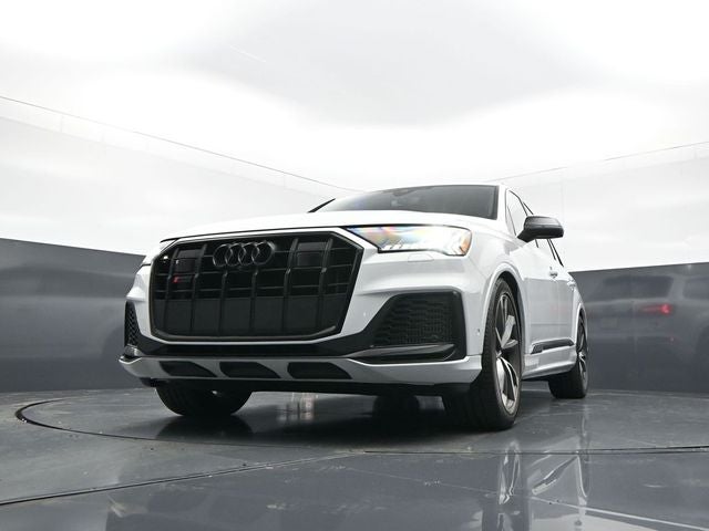 2023 Audi SQ7 Premium Plus