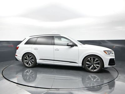 2023 Audi SQ7 Premium Plus