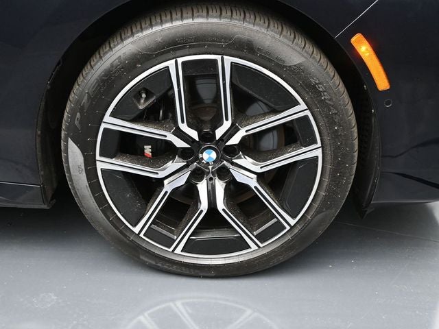 2023 BMW 7 Series 760i xDrive