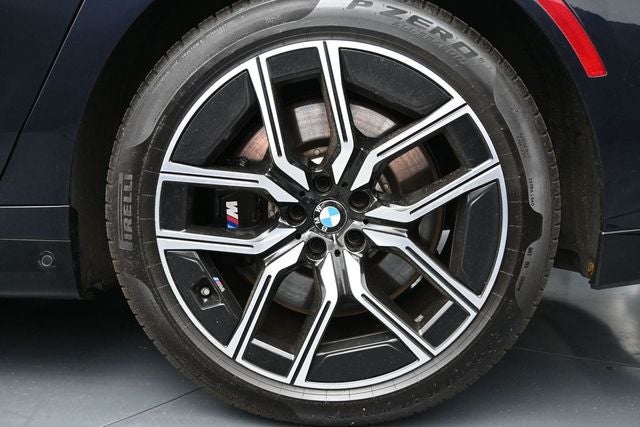 2023 BMW 7 Series 760i xDrive