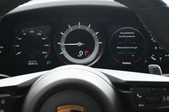 2021 Porsche 911 Carrera 4