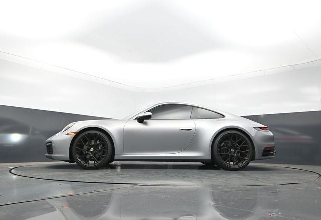 2021 Porsche 911 Carrera 4