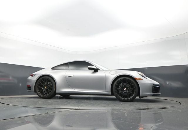 2021 Porsche 911 Carrera 4