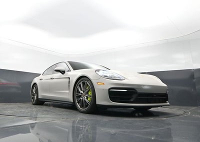 2022 Porsche Panamera 4