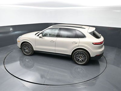 2022 Porsche Cayenne Base
