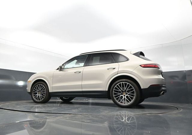 2022 Porsche Cayenne Base
