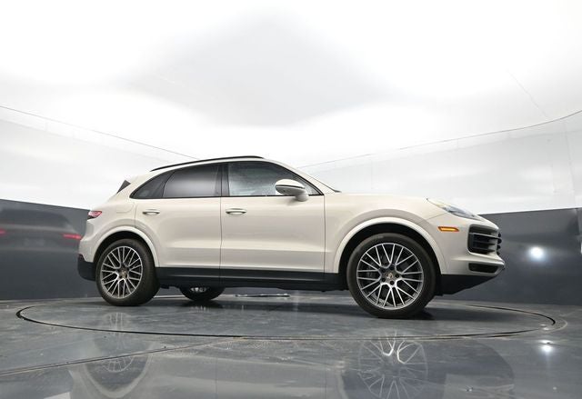 2022 Porsche Cayenne Base