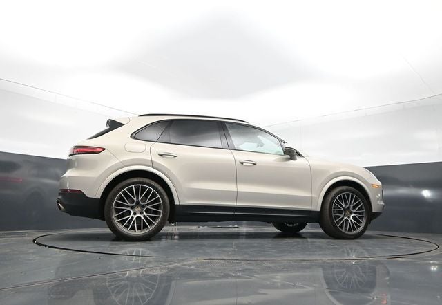 2022 Porsche Cayenne Base