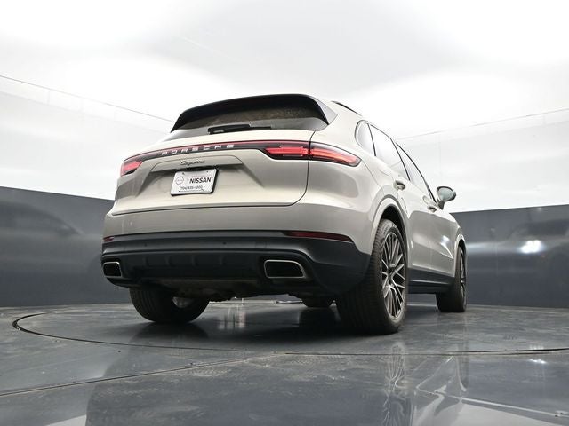 2022 Porsche Cayenne Base