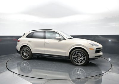 2022 Porsche Cayenne Base