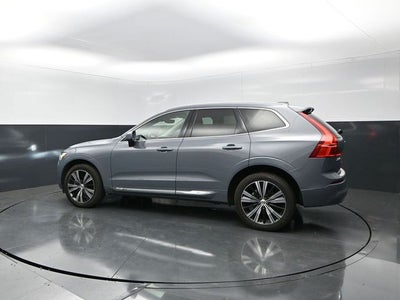 2023 Volvo XC60 Plus Bright Theme