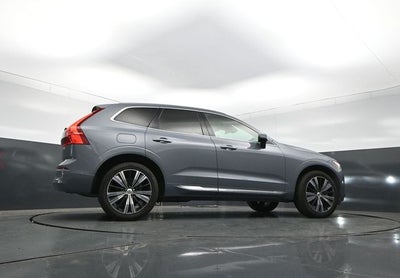 2023 Volvo XC60 Plus Bright Theme