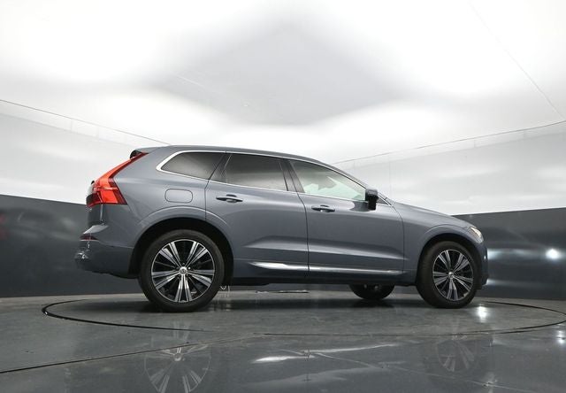 2023 Volvo XC60 Plus Bright Theme